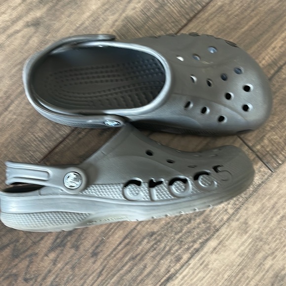 Womens Gray Crocs - Picture 3 of 3